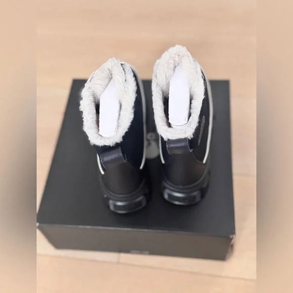 SOREL Women's Tivoli V Waterproof Boot, 7.5 - Picture 4 of 6